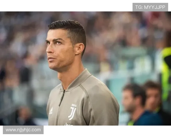 C罗时代反差与形象塑造的争议解析