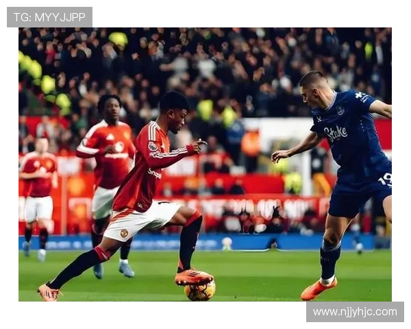 曼联复兴进程仍未完成,对球队赛季表现与竞争格局形成制约 曼联复兴进程仍未完成,对球队赛季表现与竞争格局形成制约